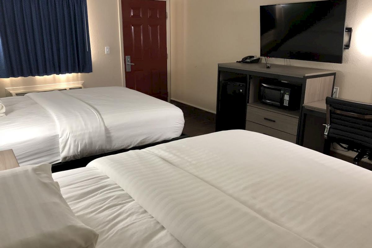 accommodations Wharton Texas